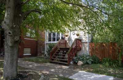 Home For Sale in Forest Park, Illinois