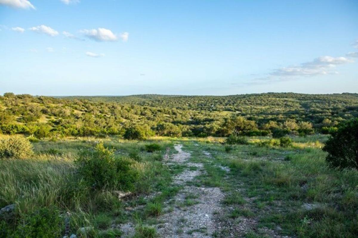 Picture of Residential Land For Sale in Rocksprings, Texas, United States