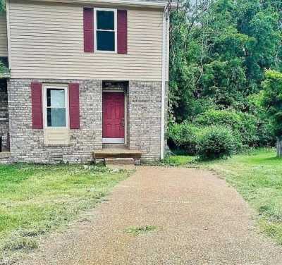 Home For Sale in Madison, Tennessee