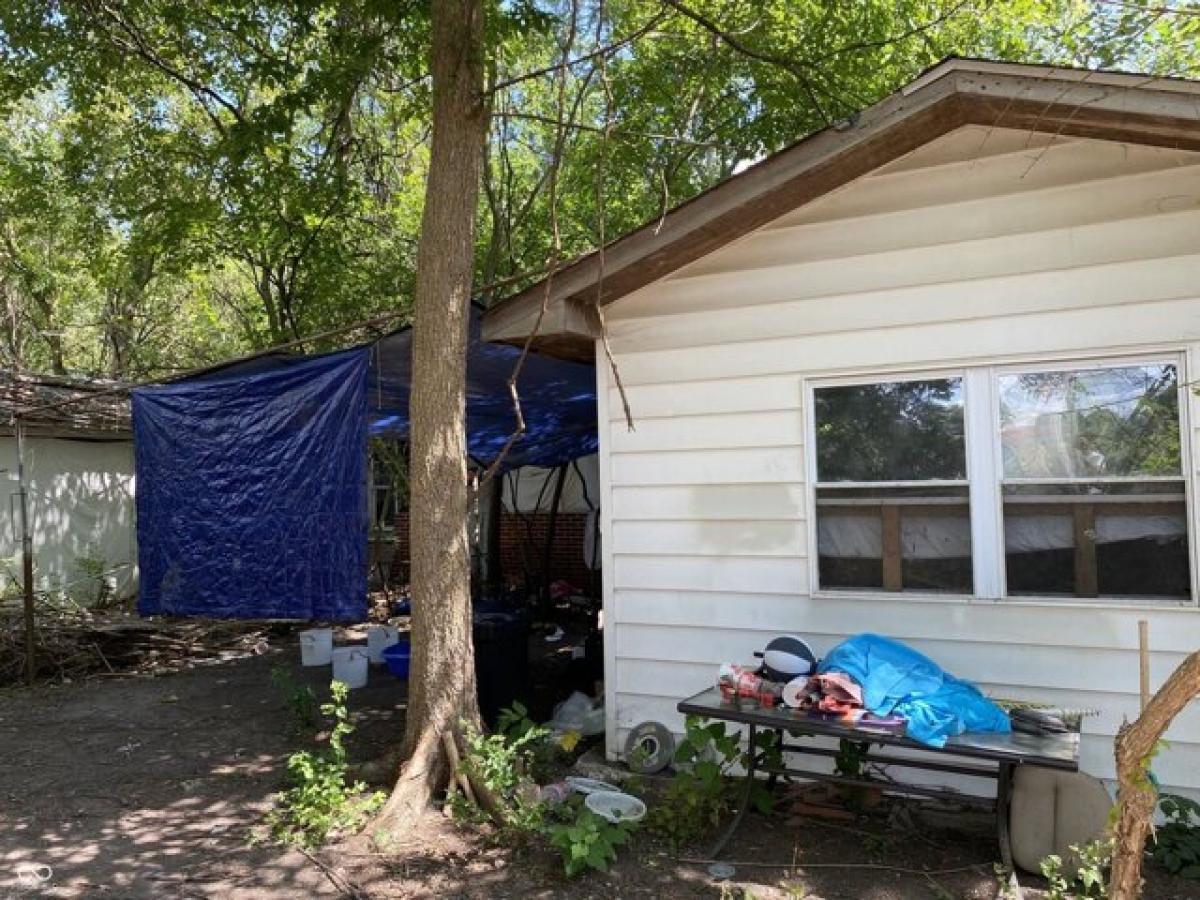 Picture of Home For Sale in Plainfield, Indiana, United States