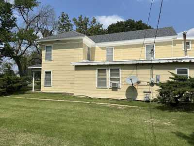 Home For Sale in Sturgeon, Missouri