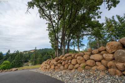 Residential Land For Sale in White Salmon, Washington