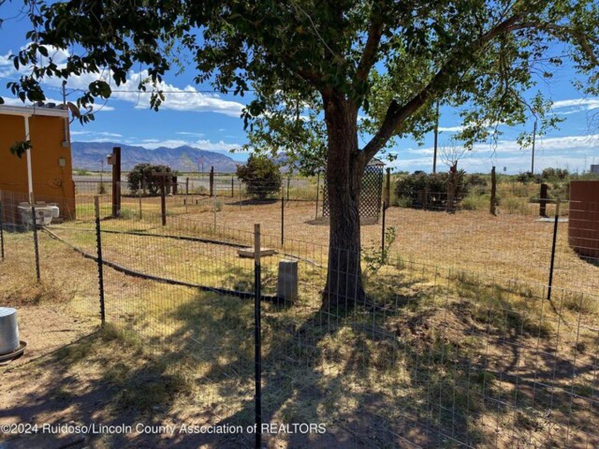 Picture of Home For Sale in Carrizozo, New Mexico, United States