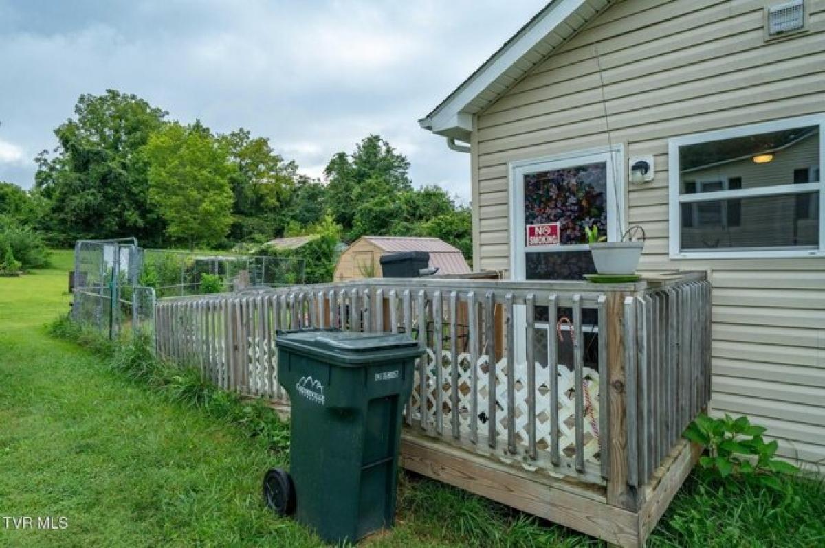 Picture of Home For Sale in Greeneville, Tennessee, United States