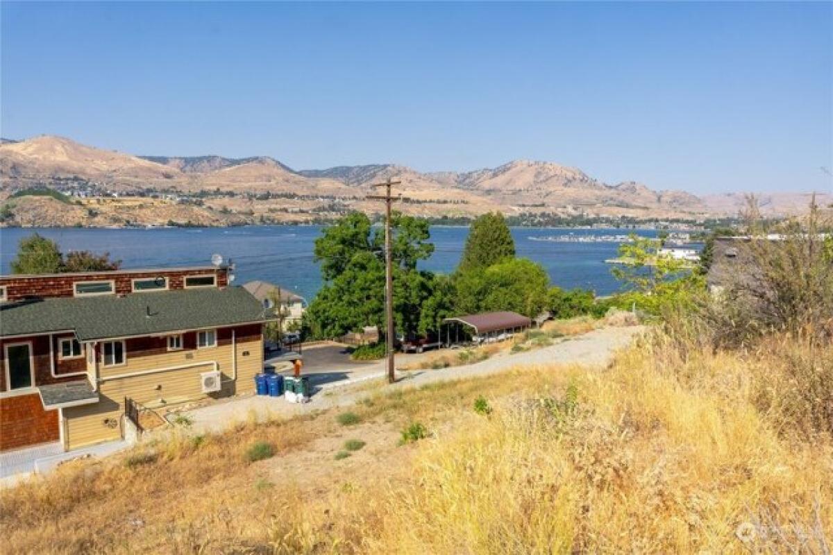 Picture of Residential Land For Sale in Chelan, Washington, United States