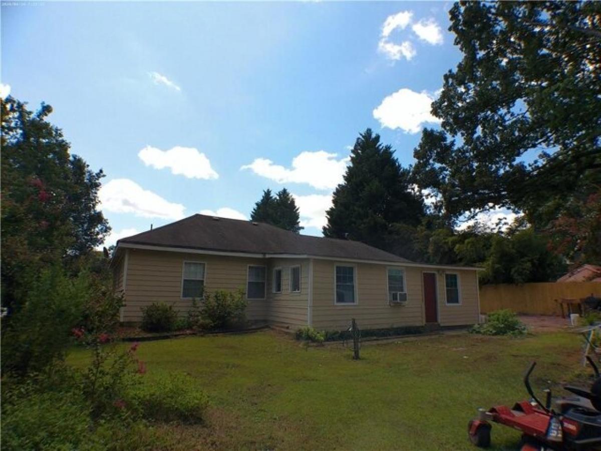 Picture of Home For Sale in Auburn, Georgia, United States