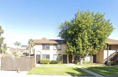 Home For Sale in Santee, California