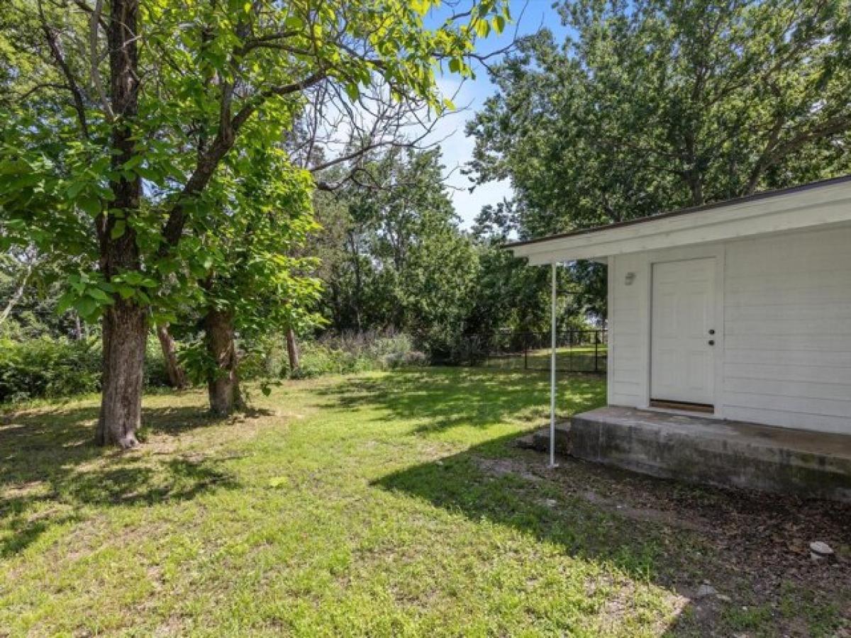 Picture of Home For Rent in Bowie, Texas, United States