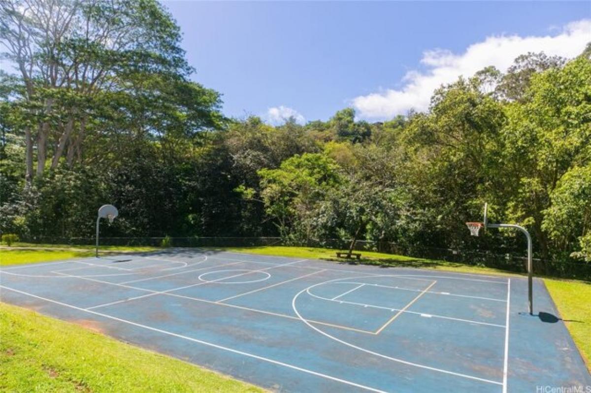 Picture of Home For Sale in Mililani, Hawaii, United States