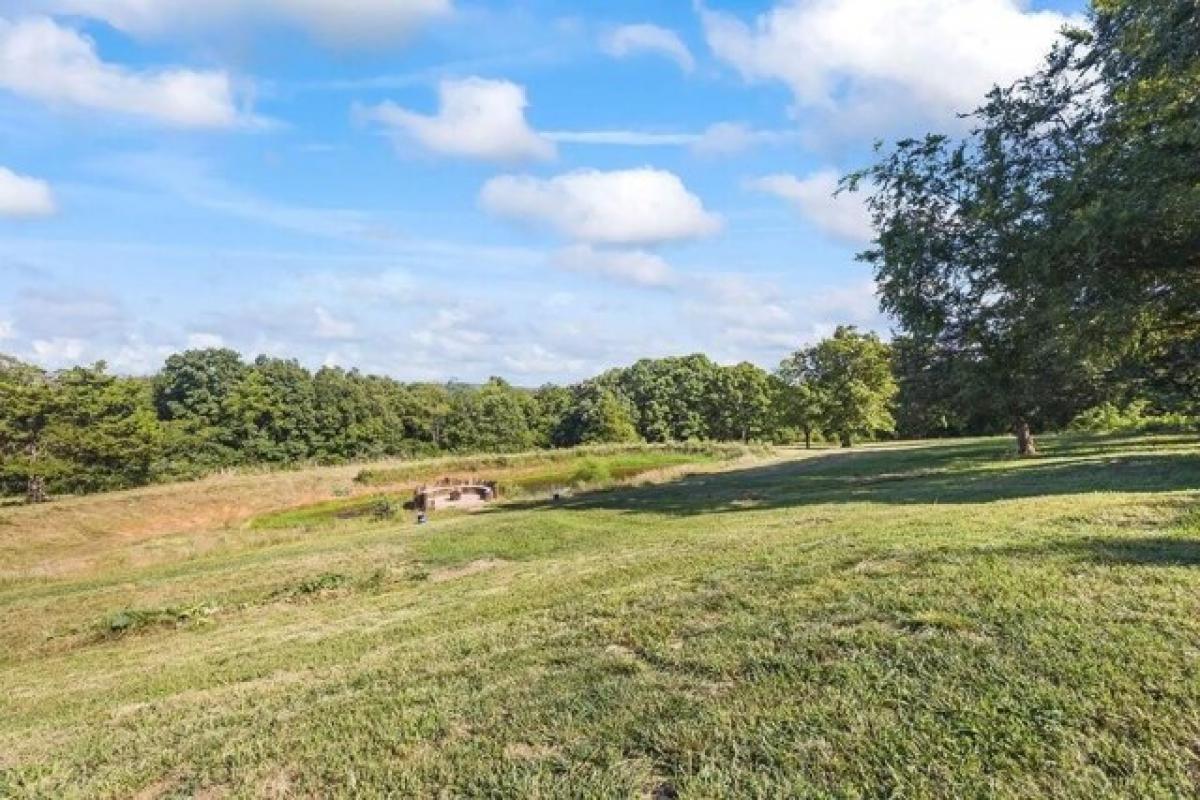 Picture of Home For Sale in West Fork, Arkansas, United States