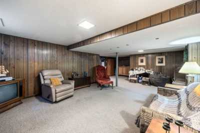 Home For Sale in Crystal Lake, Illinois