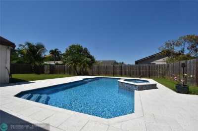 Home For Sale in Cooper City, Florida