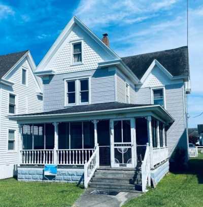 Home For Sale in Chincoteague, Virginia