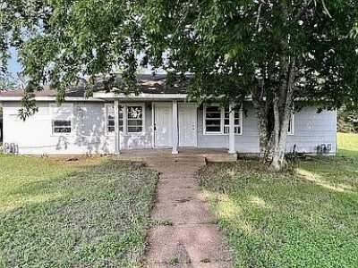 Home For Sale in Prairie View, Texas