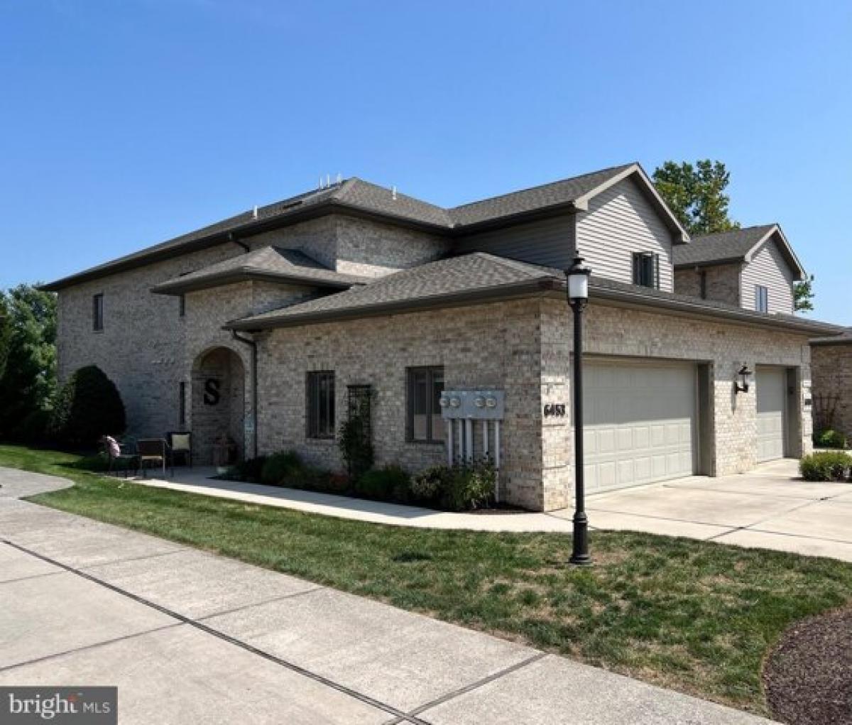 Picture of Home For Sale in Fayetteville, Pennsylvania, United States