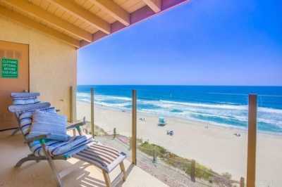 Home For Sale in Solana Beach, California