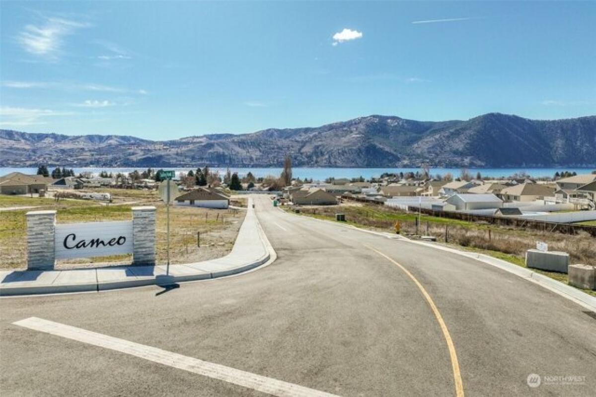 Picture of Residential Land For Sale in Manson, Washington, United States