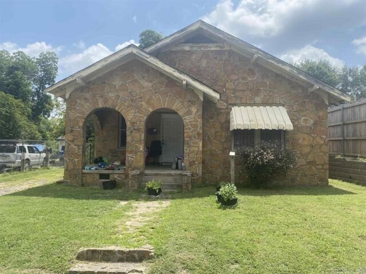 Picture of Home For Sale in North Little Rock, Arkansas, United States