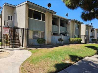 Home For Sale in Canoga Park, California