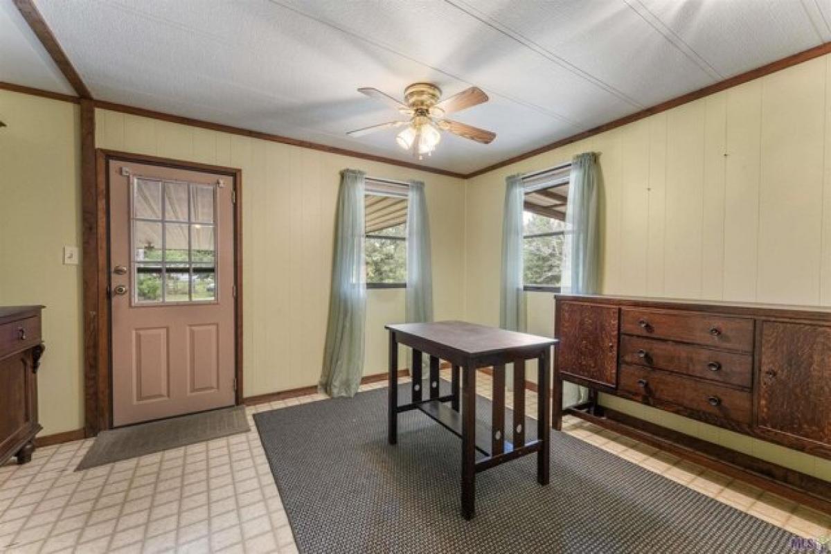 Picture of Home For Sale in Clinton, Louisiana, United States