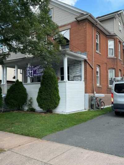 Home For Rent in Hartford, Connecticut