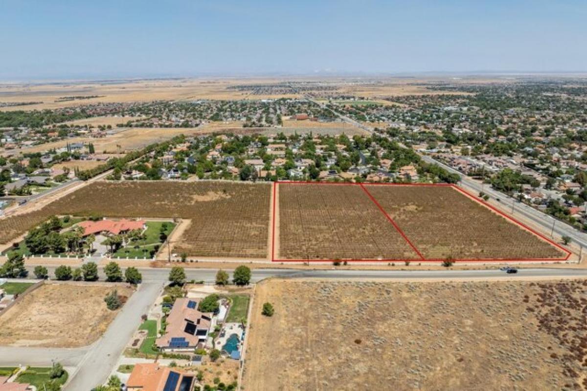 Picture of Residential Land For Sale in Palmdale, California, United States