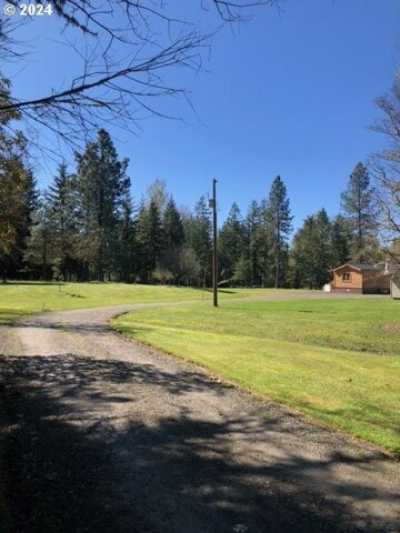 Home For Sale in Veneta, Oregon