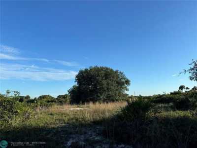 Residential Land For Sale in Okeechobee, Florida