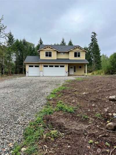 Home For Sale in Yelm, Washington