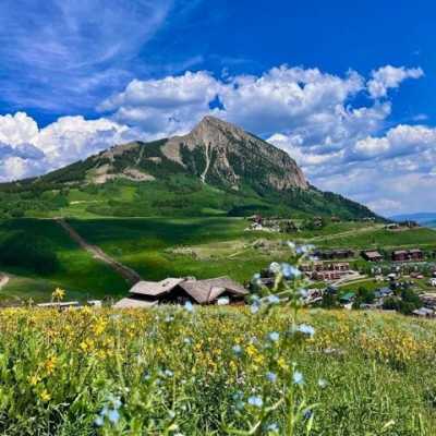 Residential Land For Sale in Crested Butte, Colorado