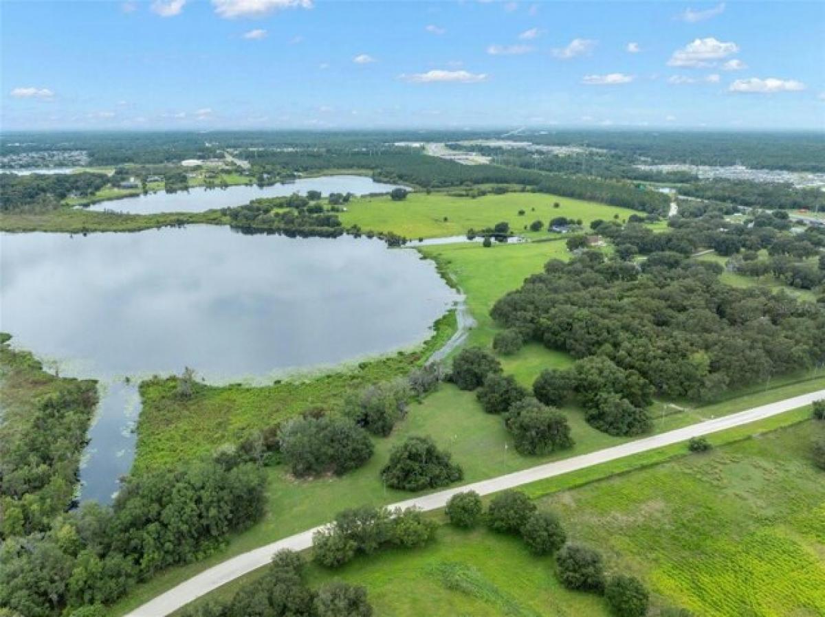 Picture of Residential Land For Sale in Wesley Chapel, Florida, United States