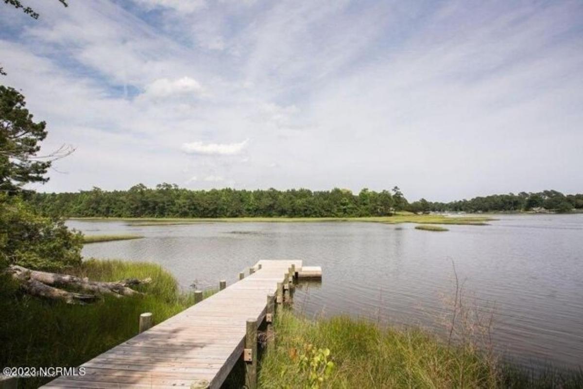 Picture of Residential Land For Sale in Hampstead, North Carolina, United States