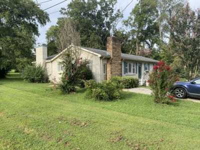 Home For Sale in Fayetteville, Tennessee