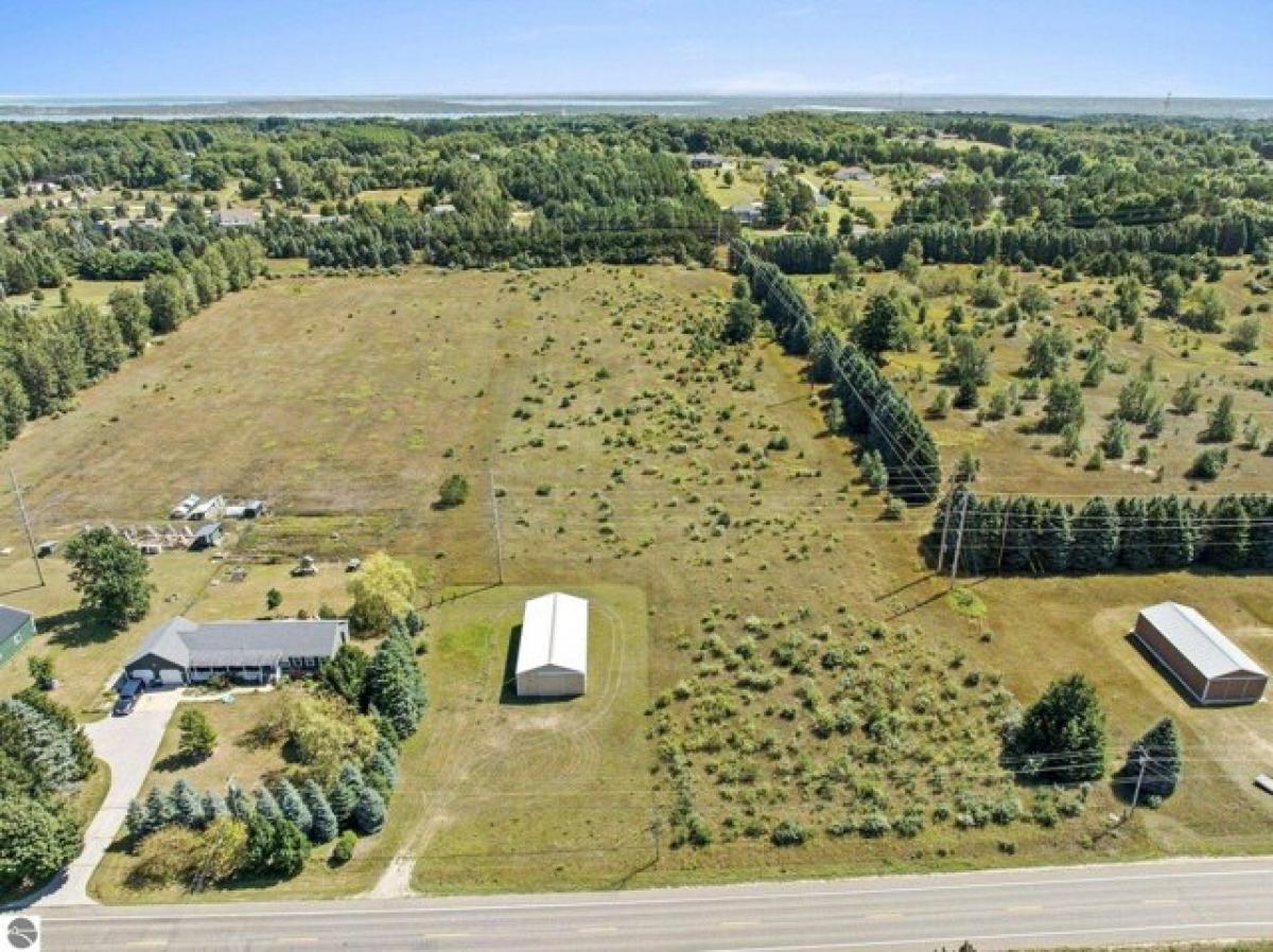 Picture of Residential Land For Sale in Traverse City, Michigan, United States