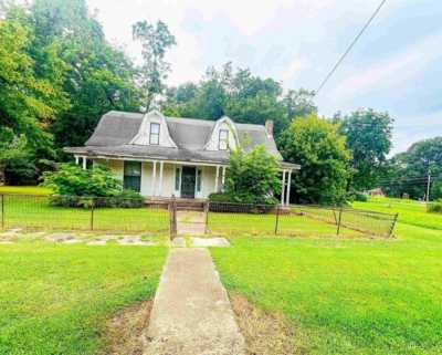 Home For Sale in Moscow, Tennessee