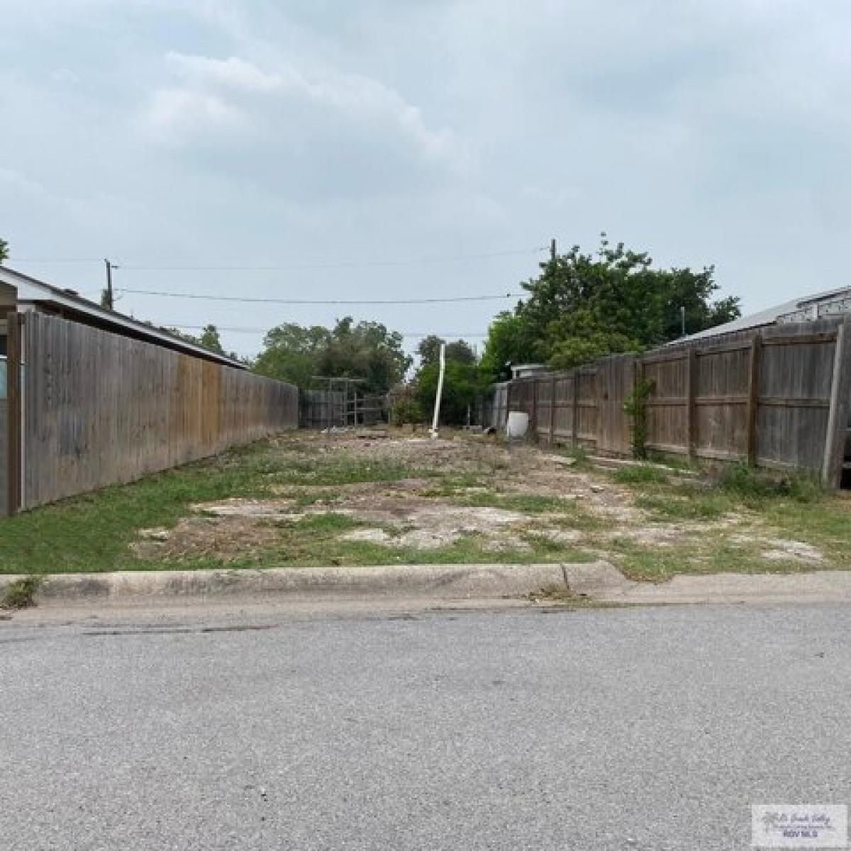 Picture of Residential Land For Sale in Harlingen, Texas, United States