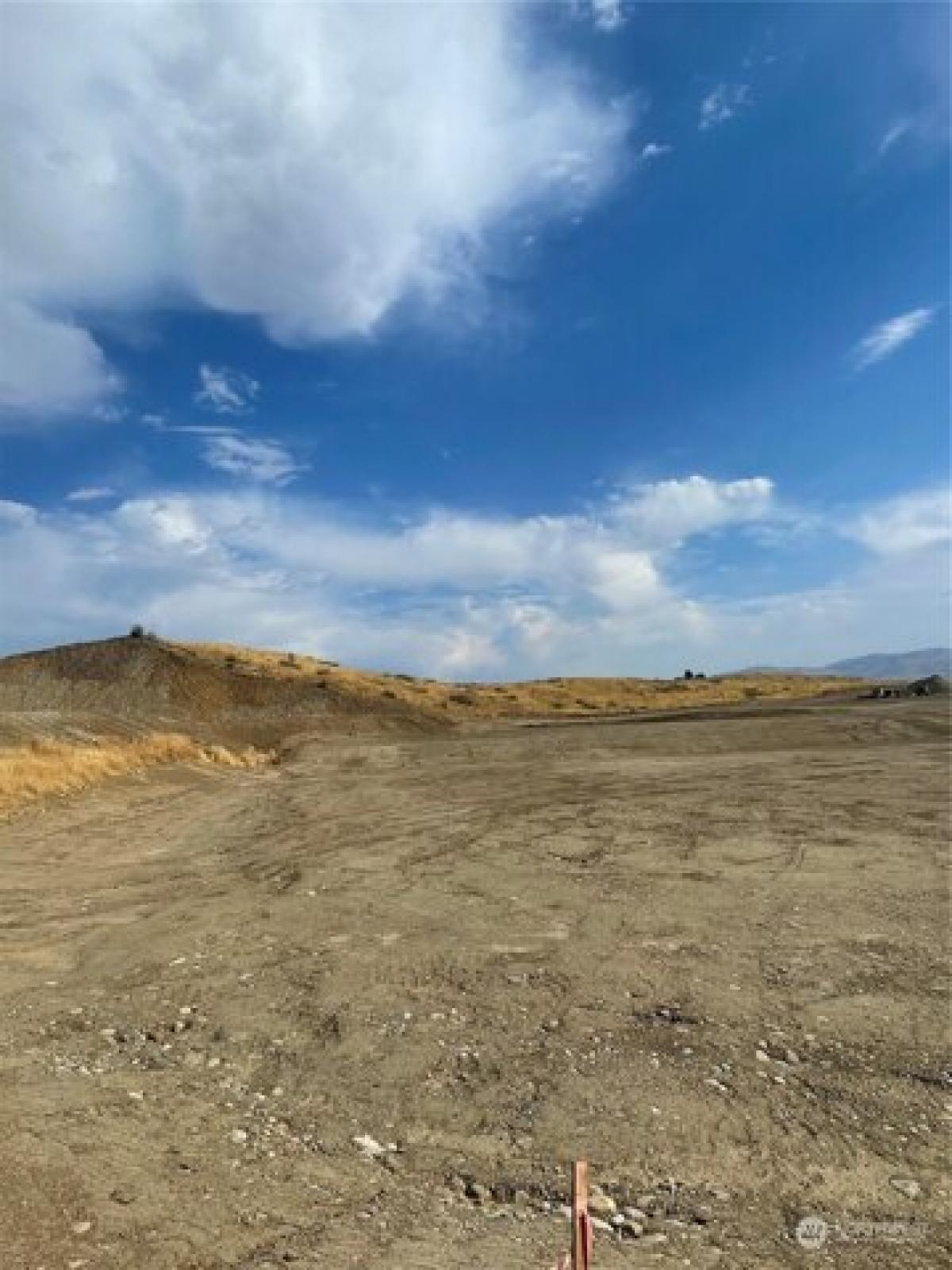 Picture of Residential Land For Sale in Okanogan, Washington, United States