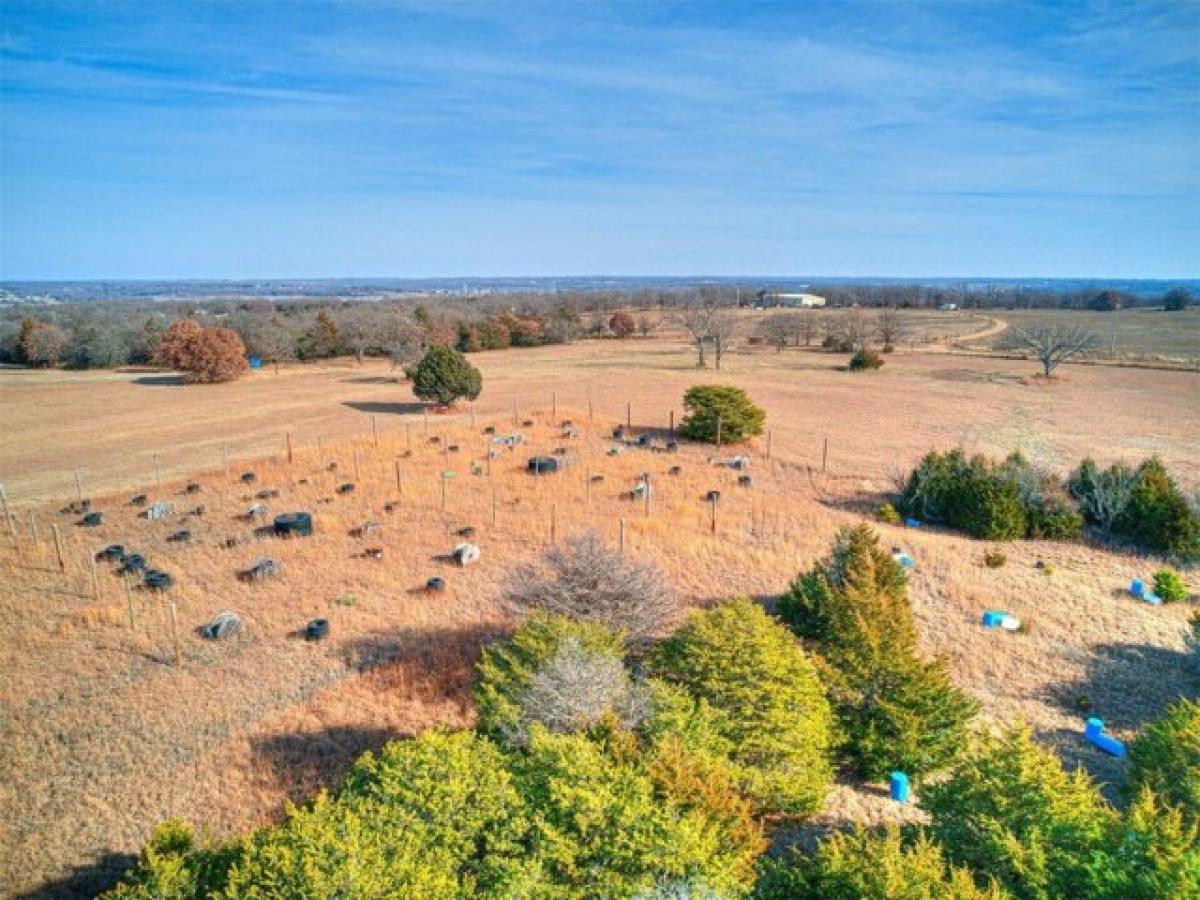 Picture of Residential Land For Sale in Chandler, Oklahoma, United States