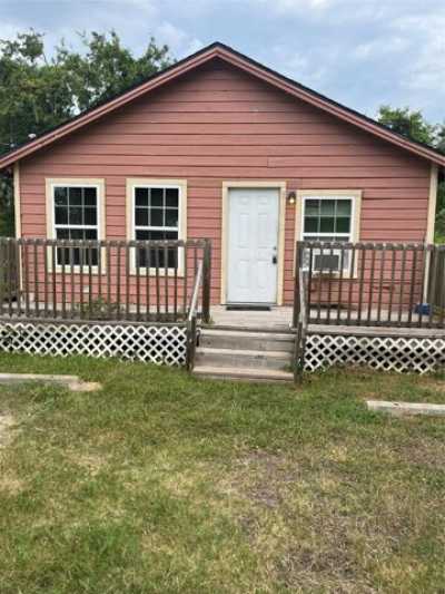 Home For Rent in La Marque, Texas