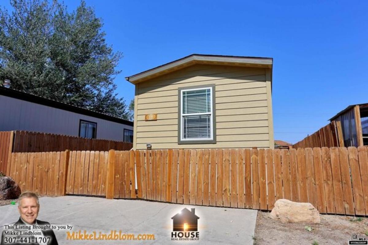 Picture of Home For Sale in Casper, Wyoming, United States