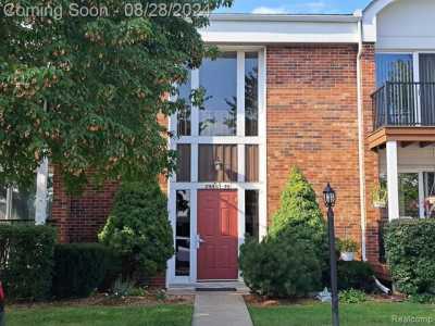 Home For Sale in Livonia, Michigan