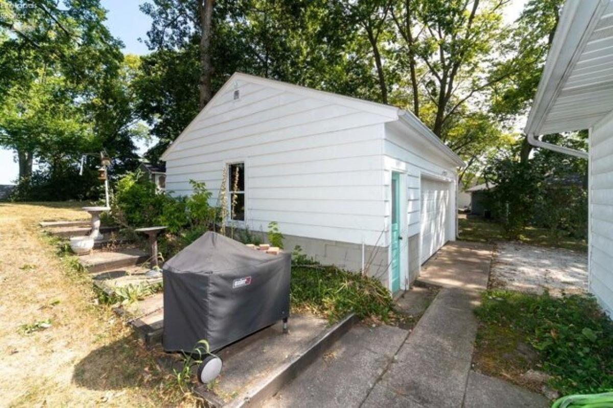 Picture of Home For Sale in Port Clinton, Ohio, United States