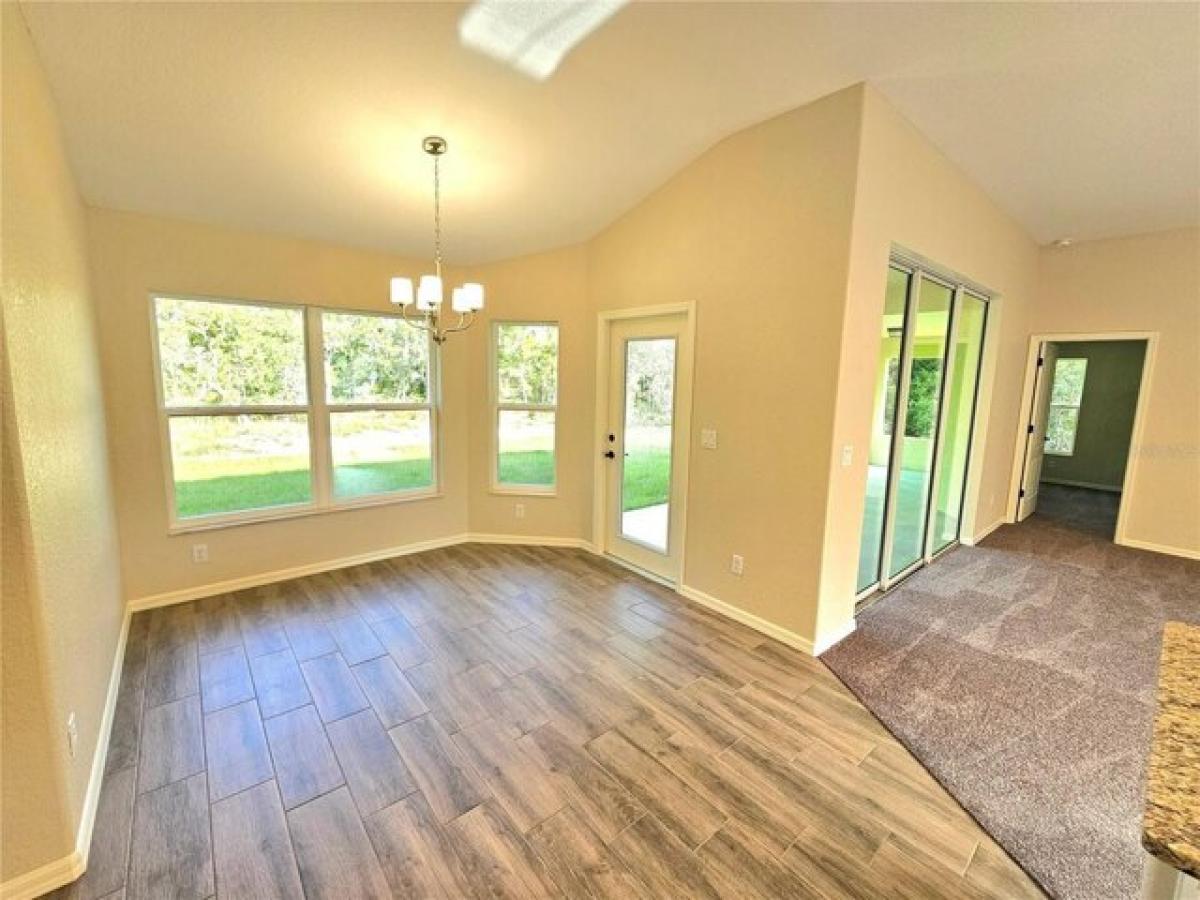 Picture of Home For Sale in Weeki Wachee, Florida, United States