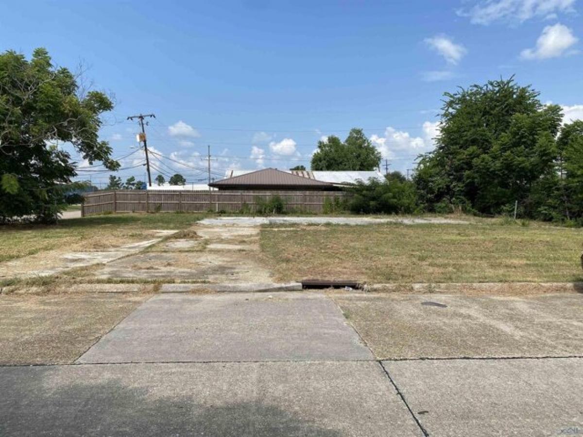 Picture of Residential Land For Sale in Houma, Louisiana, United States