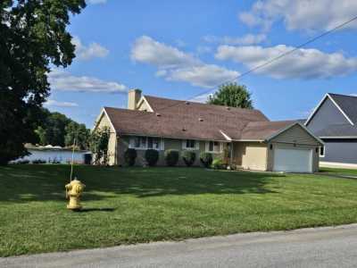 Home For Rent in Ada, Michigan