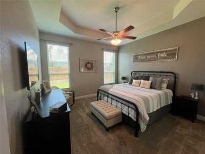 Home For Sale in Aubrey, Texas