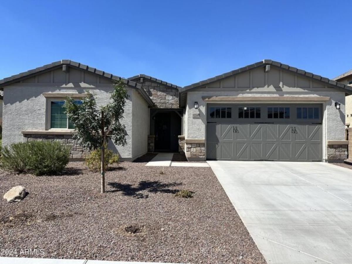 Picture of Home For Sale in Waddell, Arizona, United States