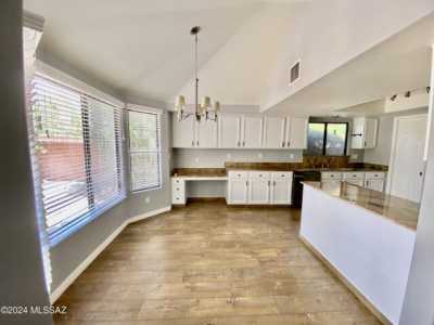 Home For Rent in Oro Valley, Arizona