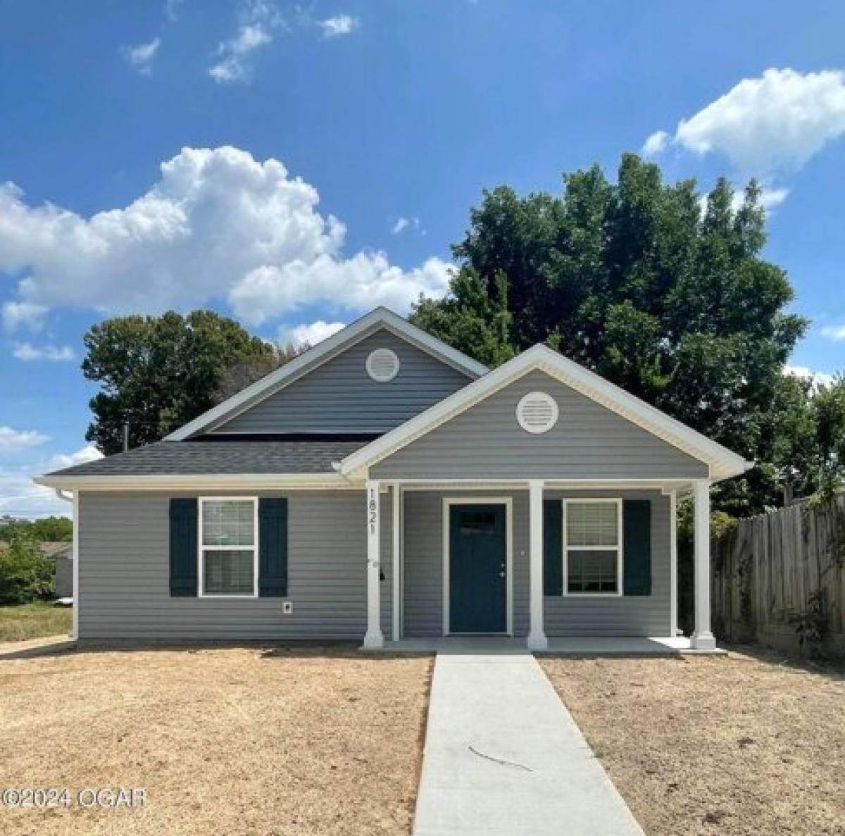 Picture of Home For Sale in Joplin, Missouri, United States