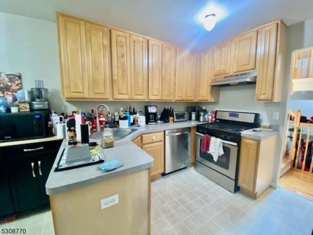 Picture of Home For Rent in Rockaway, New Jersey, United States